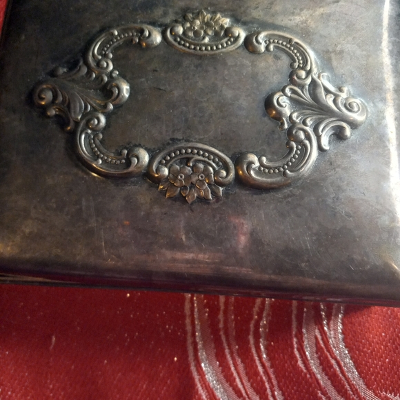 Wallace Silversmiths Jewelry - Wallace 263 Silver Antique Jewelry Box. Needs Polish To Buyers Liking